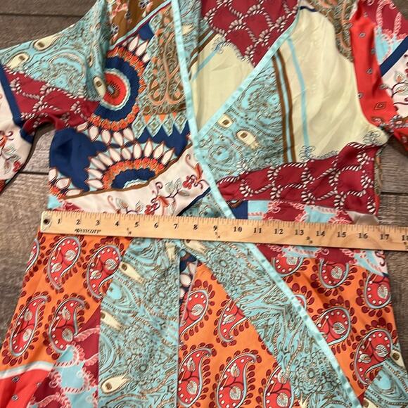 CAbi Women's Patchwork Tunic Size M - Picture 6 of 10